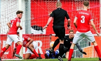 Referee Turns Goal Scorer in Dutch Football Game