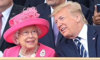 Trump Talks of 'Automatic Chemistry' with Queen Elizabeth