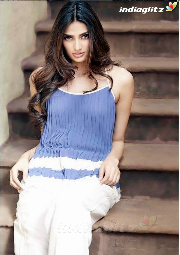 Athiya Shetty