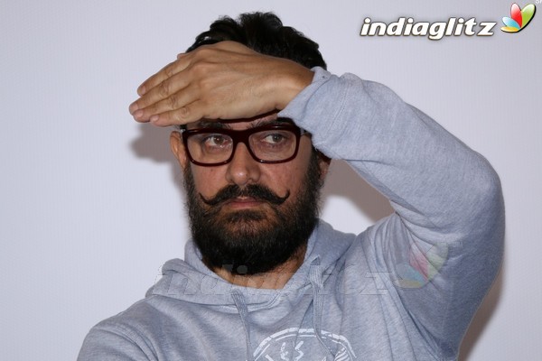 Aamir Khan at Launch of New Film Trailer 'Secret Super Star'