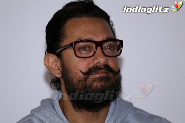 Aamir Khan at Launch of New Film Trailer 'Secret Super Star'