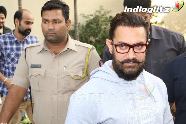 Aamir Khan at Launch of New Film Trailer 'Secret Super Star'