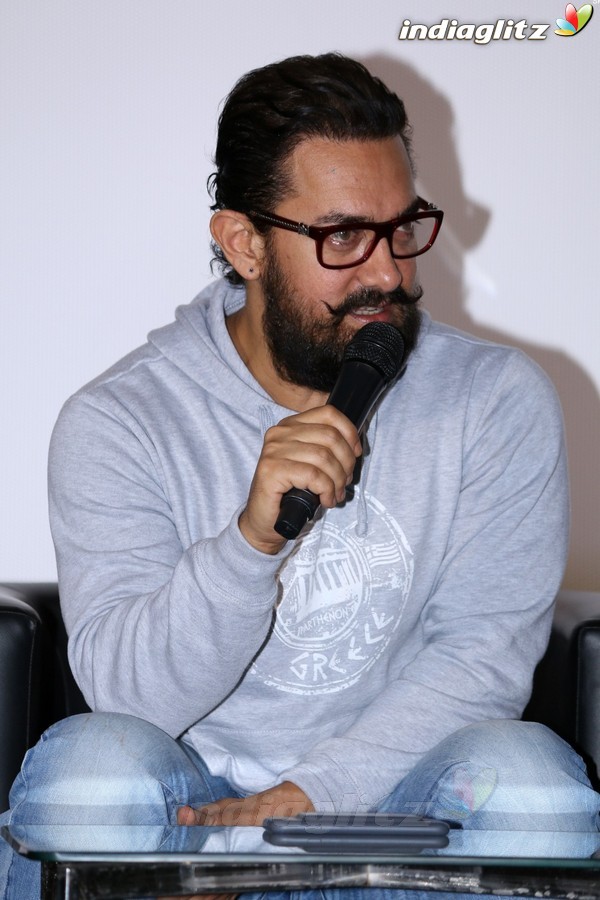 Aamir Khan at Launch of New Film Trailer 'Secret Super Star'