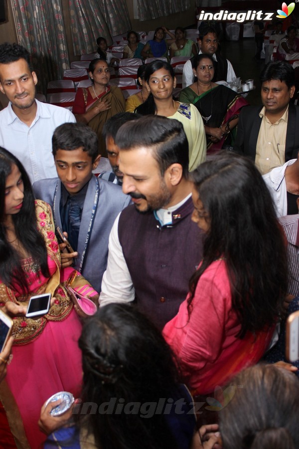 Vivek Oberoi at Acid Survivor Lalita Bansi's Wedding