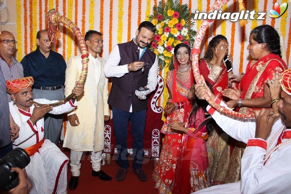 Vivek Oberoi at Acid Survivor Lalita Bansi's Wedding