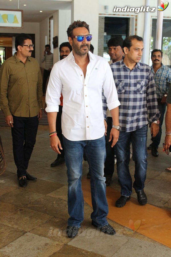 Ajay Devgn at Sai International Marathon Shirdi Press Meet