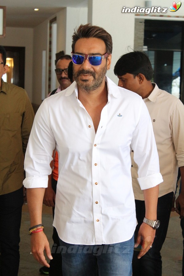 Ajay Devgn at Sai International Marathon Shirdi Press Meet