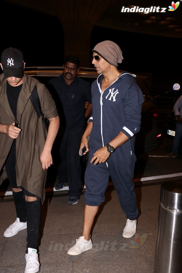 Akshay Kumar With Son Aarav Spotted at Airport