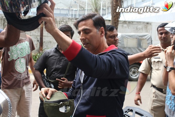 Akshay Kumar Bhumi Pednekar at Graduation of Women Self Defence