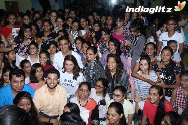 Akshay Kumar & Parineeti Chopra at Women Self Defence Graduation Day