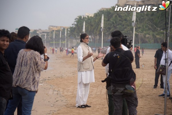 Amitabh Bachchan, Anupam Kher Celebrate Rashtriya Swachhta Diwas