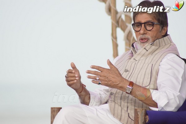 Amitabh Bachchan, Anupam Kher Celebrate Rashtriya Swachhta Diwas