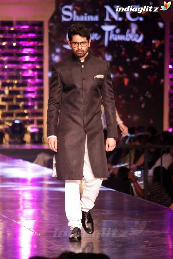 Amitabh, Varun, Alia Walk the Ramp for Cancer Patients at Fevicol Caring With Style