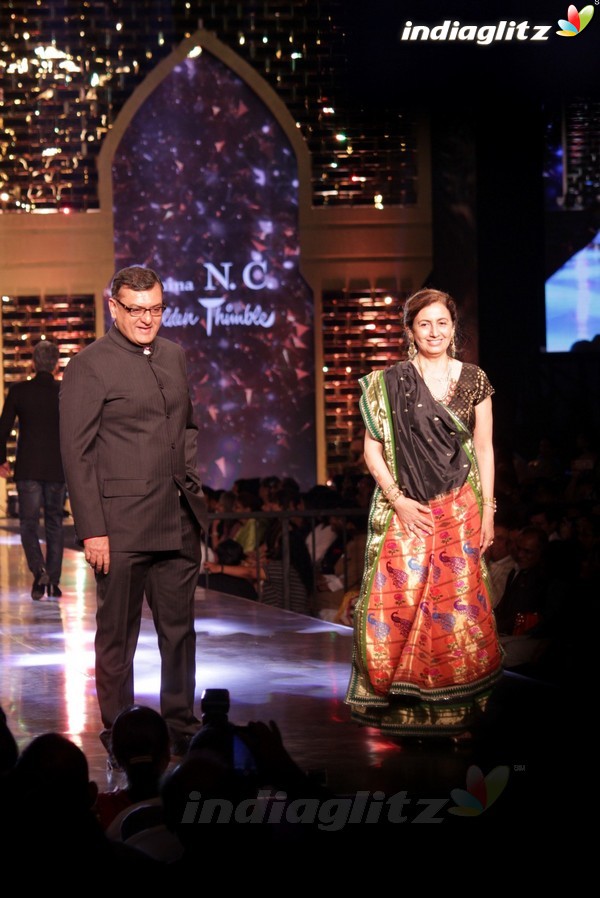 Amitabh, Varun, Alia Walk the Ramp for Cancer Patients at Fevicol Caring With Style