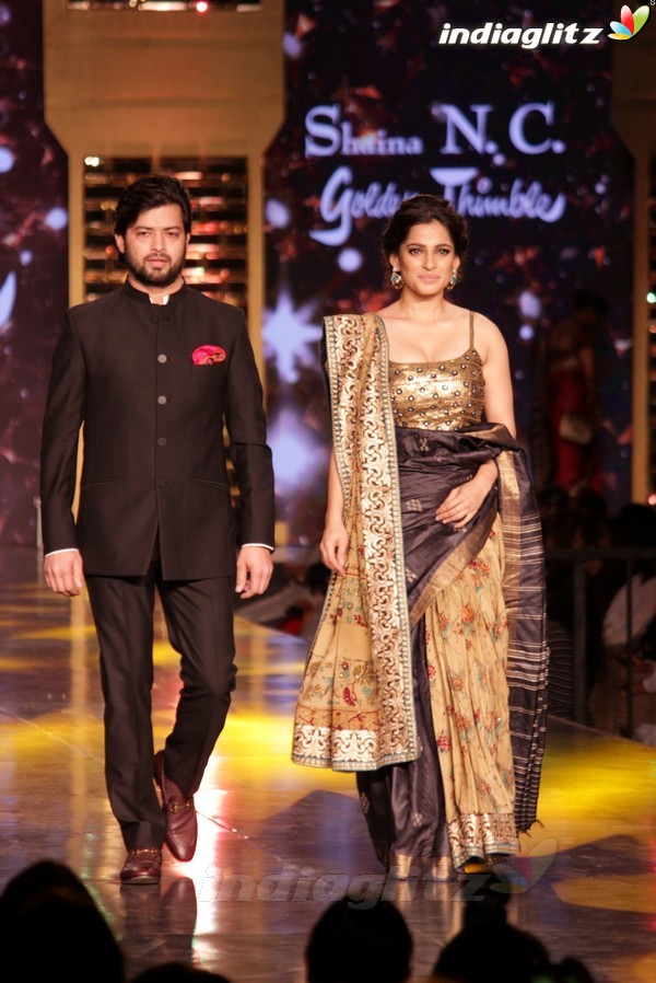 Amitabh, Varun, Alia Walk the Ramp for Cancer Patients at Fevicol Caring With Style