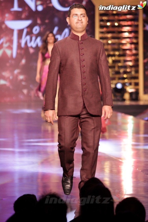 Amitabh, Varun, Alia Walk the Ramp for Cancer Patients at Fevicol Caring With Style