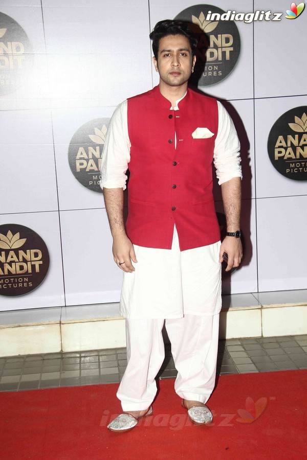 Amitabh Bachchan Unveils Anand Pandit Motion Pictures Logo