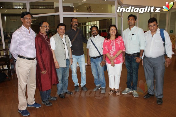 Anup Jalota Inaugurates Kishore M Sali's 'See The Unseen' Art Show