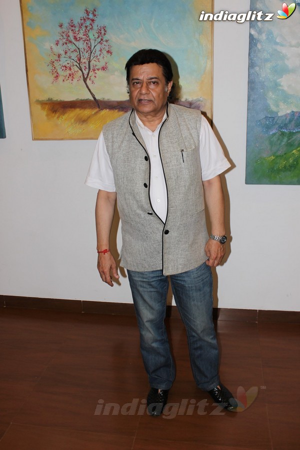 Anup Jalota Inaugurates Kishore M Sali's 'See The Unseen' Art Show