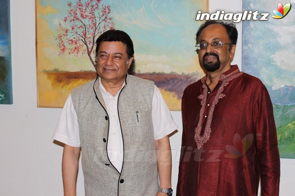 Anup Jalota Inaugurates Kishore M Sali's 'See The Unseen' Art Show