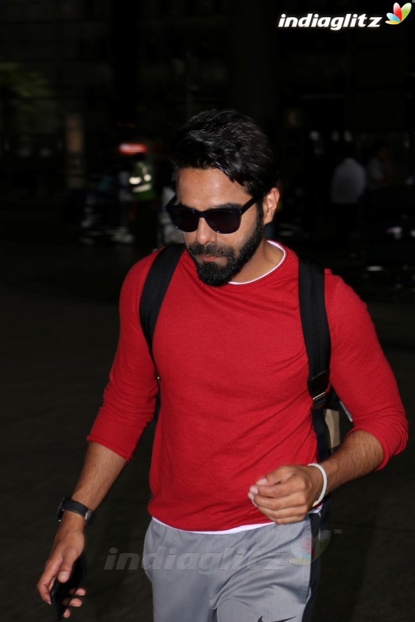 Aparshakti Khurrana Spotted at International Airport