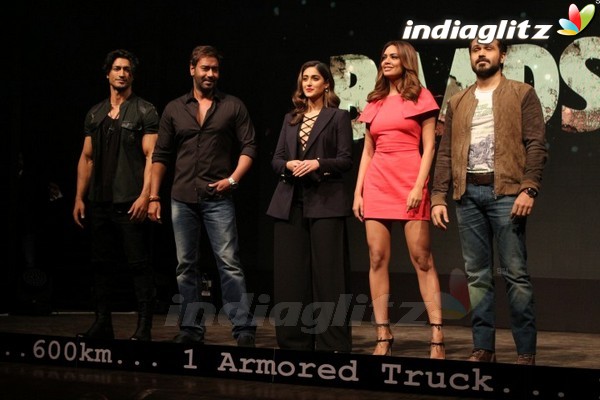 Ajay Devgn, Emraan Hashmi, Ileana D'Cruz at 'Baadshaho' Trailer Launch