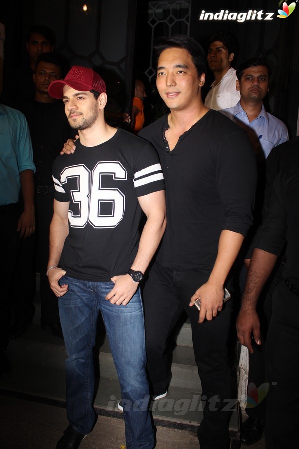 Tiger Shroff, Shraddha Kapoor at 'Baaghi' Success Bash