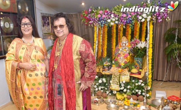 Bappi Lahiri Celebrates Ganesh Chaturthi Festival 2017