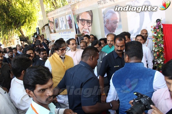 Amitabh Bachchan Inaugurates Dharamvir Bharati Chowk in Bandra