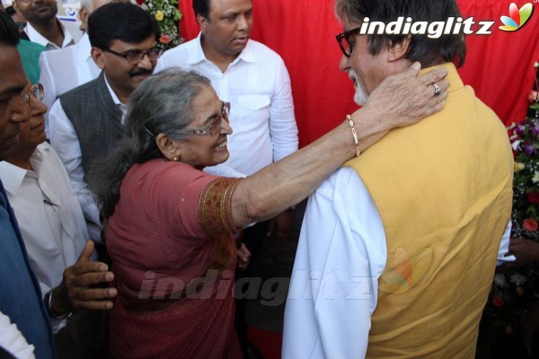 Amitabh Bachchan Inaugurates Dharamvir Bharati Chowk in Bandra