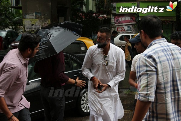 Sanjay Dutt & Aditi Rao Hydari at 'Bhoomi' at Fever 104 FM