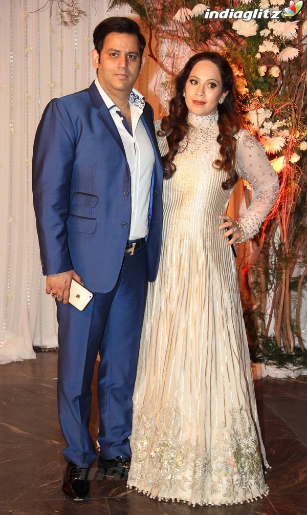 Salman, Aishwarya, SRK, Ranbir, Sanjay Dutt, Amitabh, Sonam at Bipasha-Karan Wedding Reception