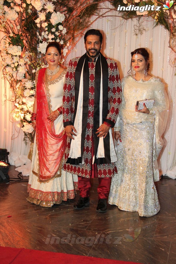 Salman, Aishwarya, SRK, Ranbir, Sanjay Dutt, Amitabh, Sonam at Bipasha-Karan Wedding Reception