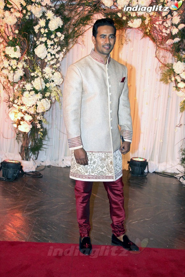 Salman, Aishwarya, SRK, Ranbir, Sanjay Dutt, Amitabh, Sonam at Bipasha-Karan Wedding Reception