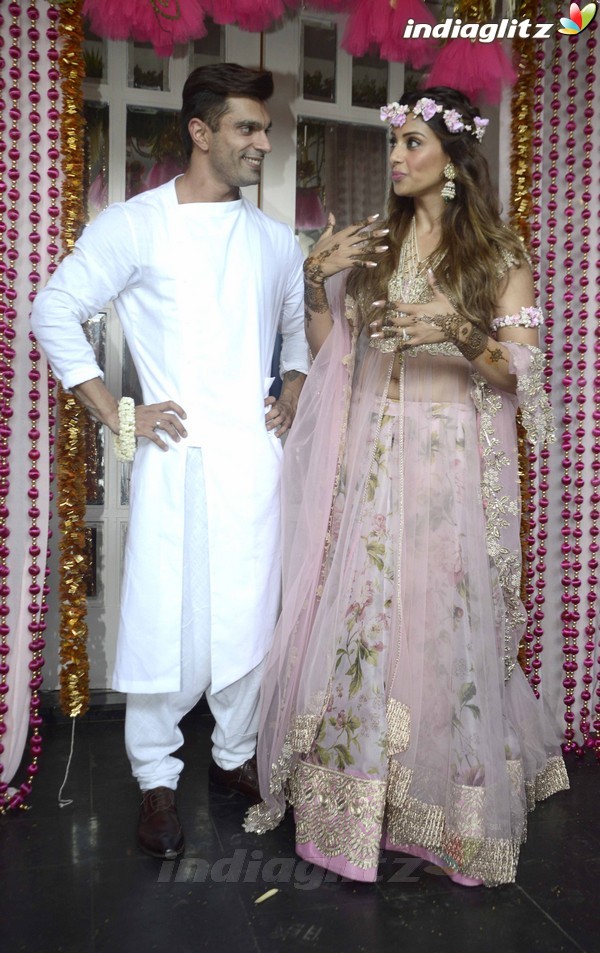 Bipasha Basu & Karan Singh Grover Mehendi Ceremony