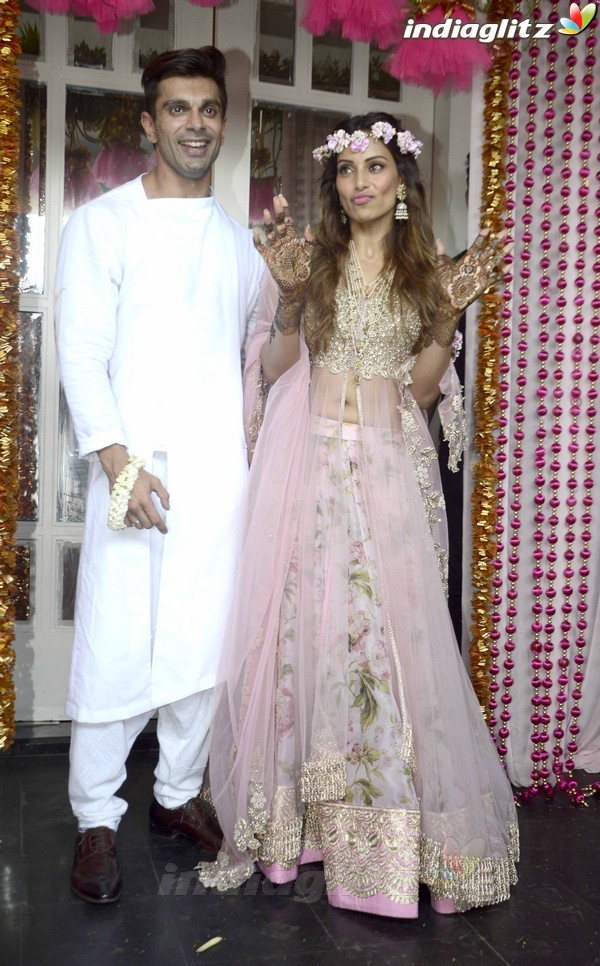 Bipasha Basu & Karan Singh Grover Mehendi Ceremony