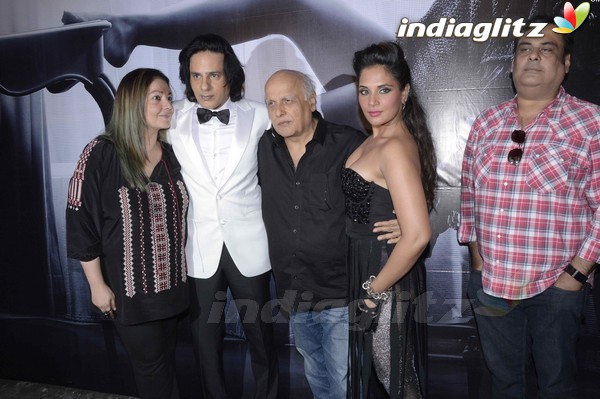 Richa Chadda, Pooja Bhatt, Rahul Roy at On Location Shoot of 'Cabaret'