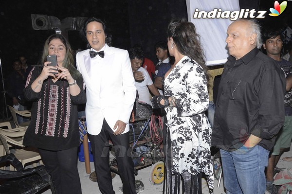 Richa Chadda, Pooja Bhatt, Rahul Roy at On Location Shoot of 'Cabaret'