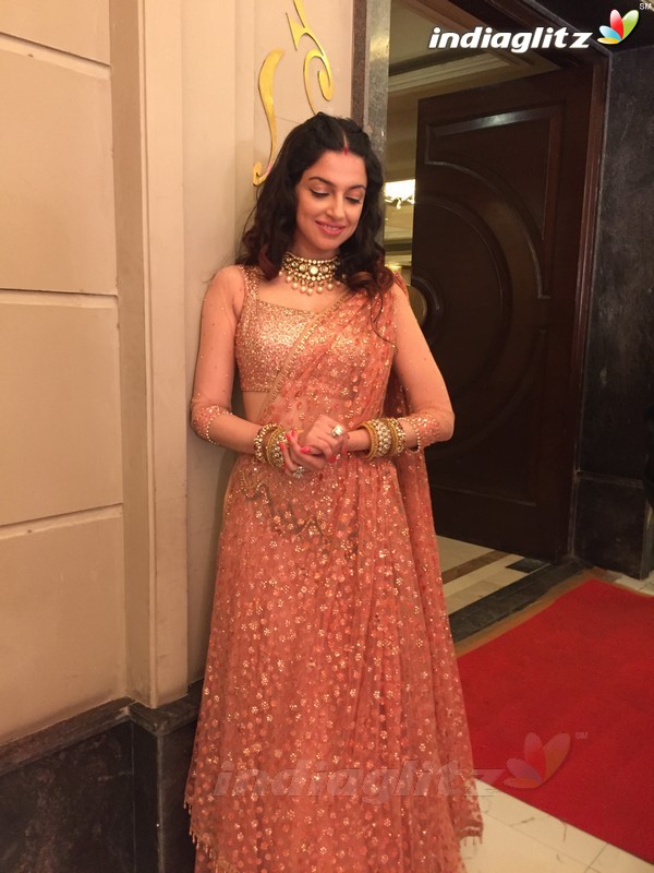 Divya Khosla Kumar Spotted at her Sister's Wedding