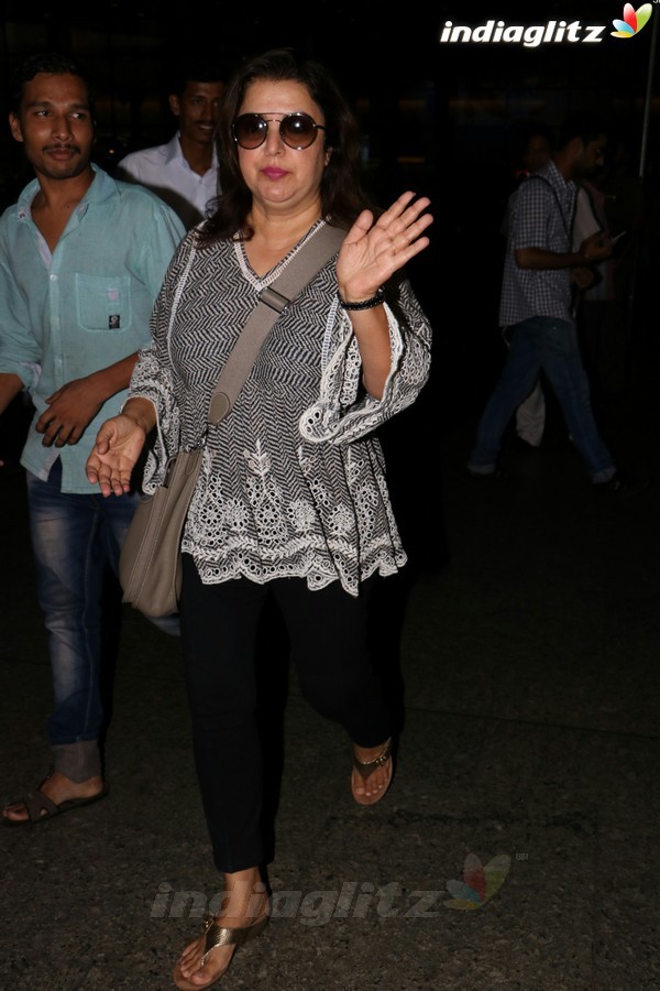 ​Sushant Singh Rajput & Farah Khan Spotted at Airport