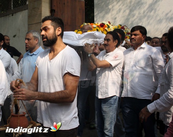 Funeral of Abhay Deol's Father Ajit Singh Deol