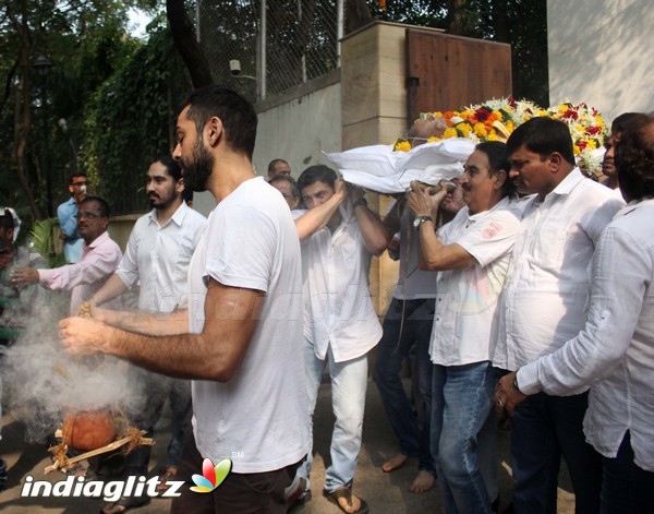 Funeral of Abhay Deol's Father Ajit Singh Deol