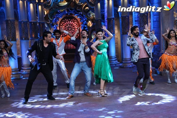 'Great Grand Masti' Team Visit Comedy Nights Bachao