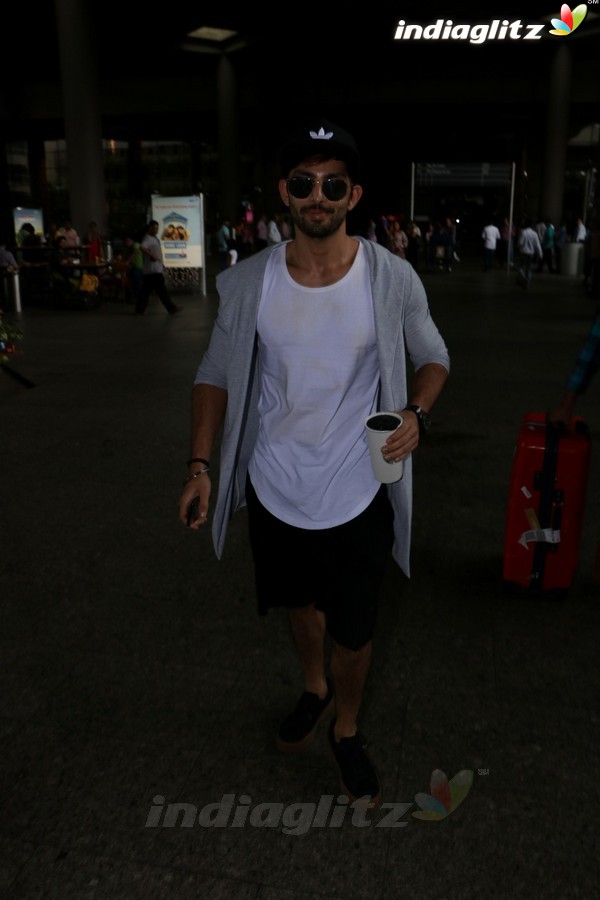 Himansh Kohli Spotted at Airport Returns From IIFA