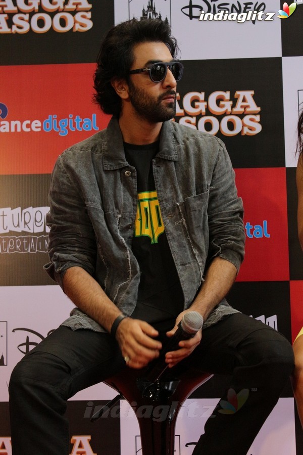 Ranbir Kapoor & Katrina Kaif at 'Jagga Jasoos' Press Conference