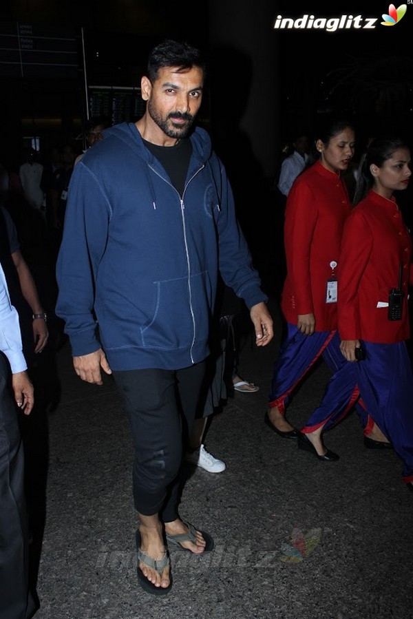 John Abraham Spotted at International Airport