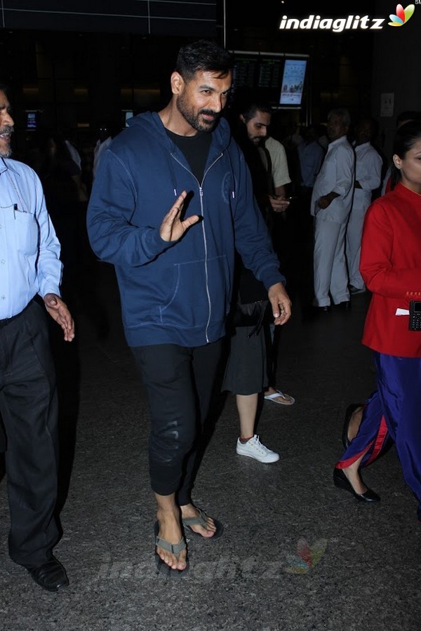 John Abraham Spotted at International Airport