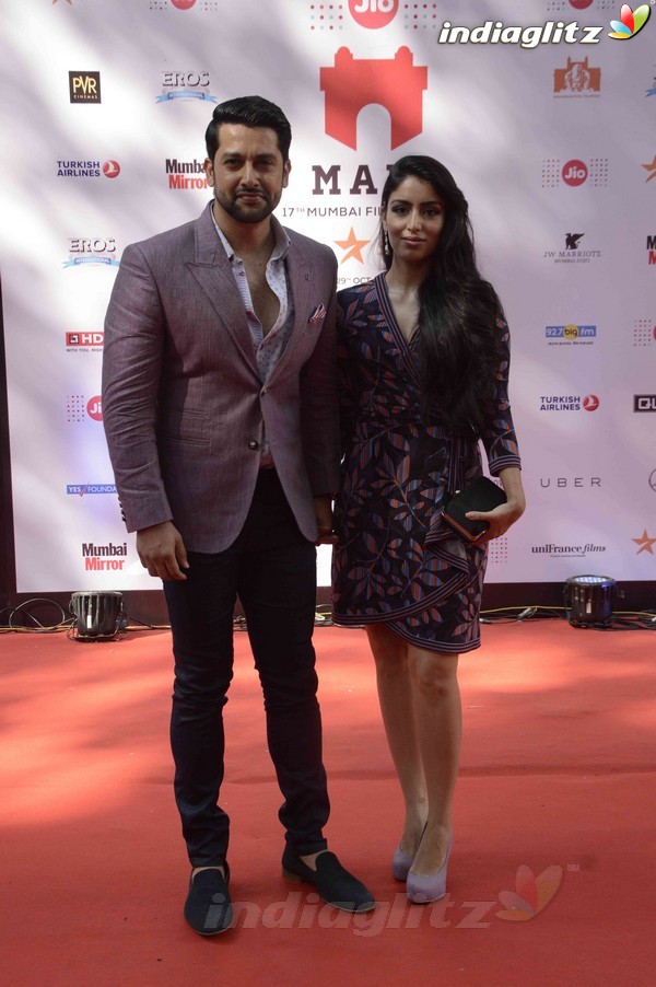 Aditya, Kriti, Alia, Ayushmann, Parineeti, Arjun at Jio MAMI 17th Mumbai Film Festival Day 2 - Movie Mela