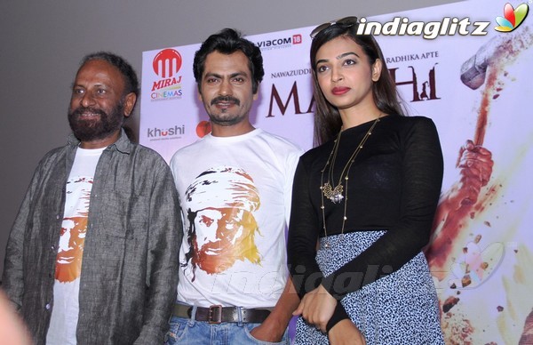 'Manjhi - The Mountain Man' Cast Visit Miraj Cinemas