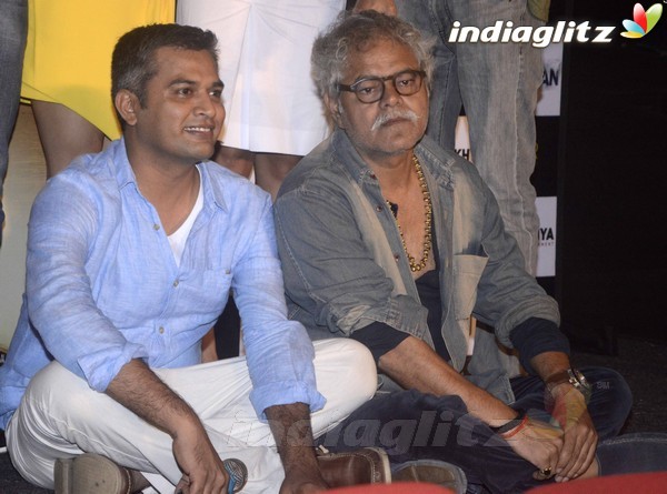 Richa Chadda, Shweta Tripathi, Sanjay Mishra at 'Masaan' Trailer Launch